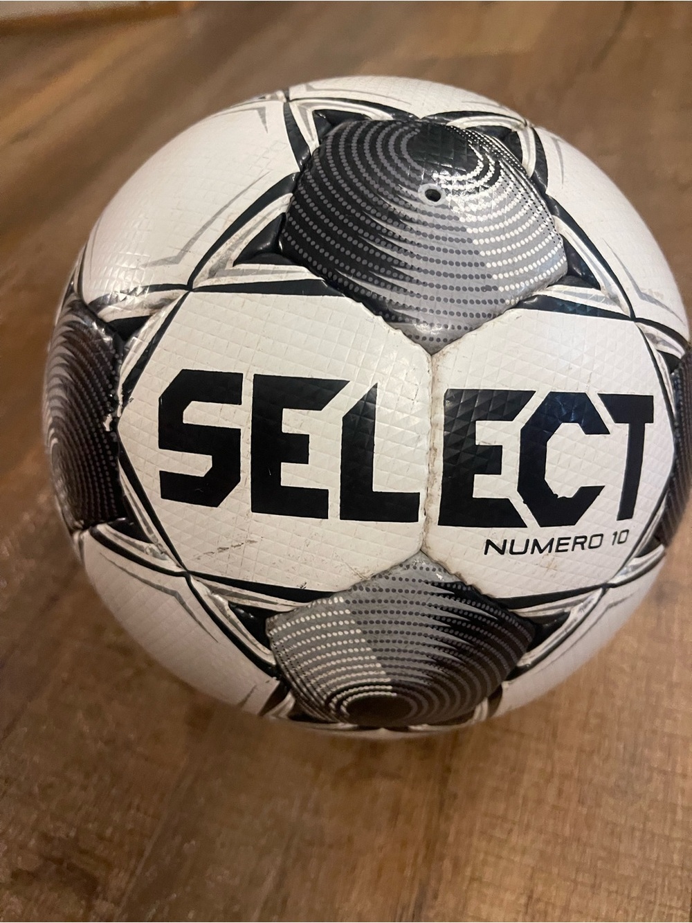 Numero 10 White and Black Soccer Ball – Performance Match Ball